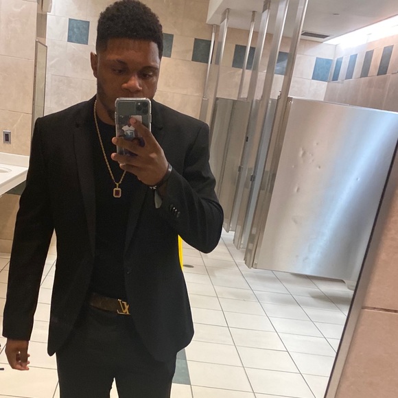 Meet your Posher, Stephen - Picture 3 of 3